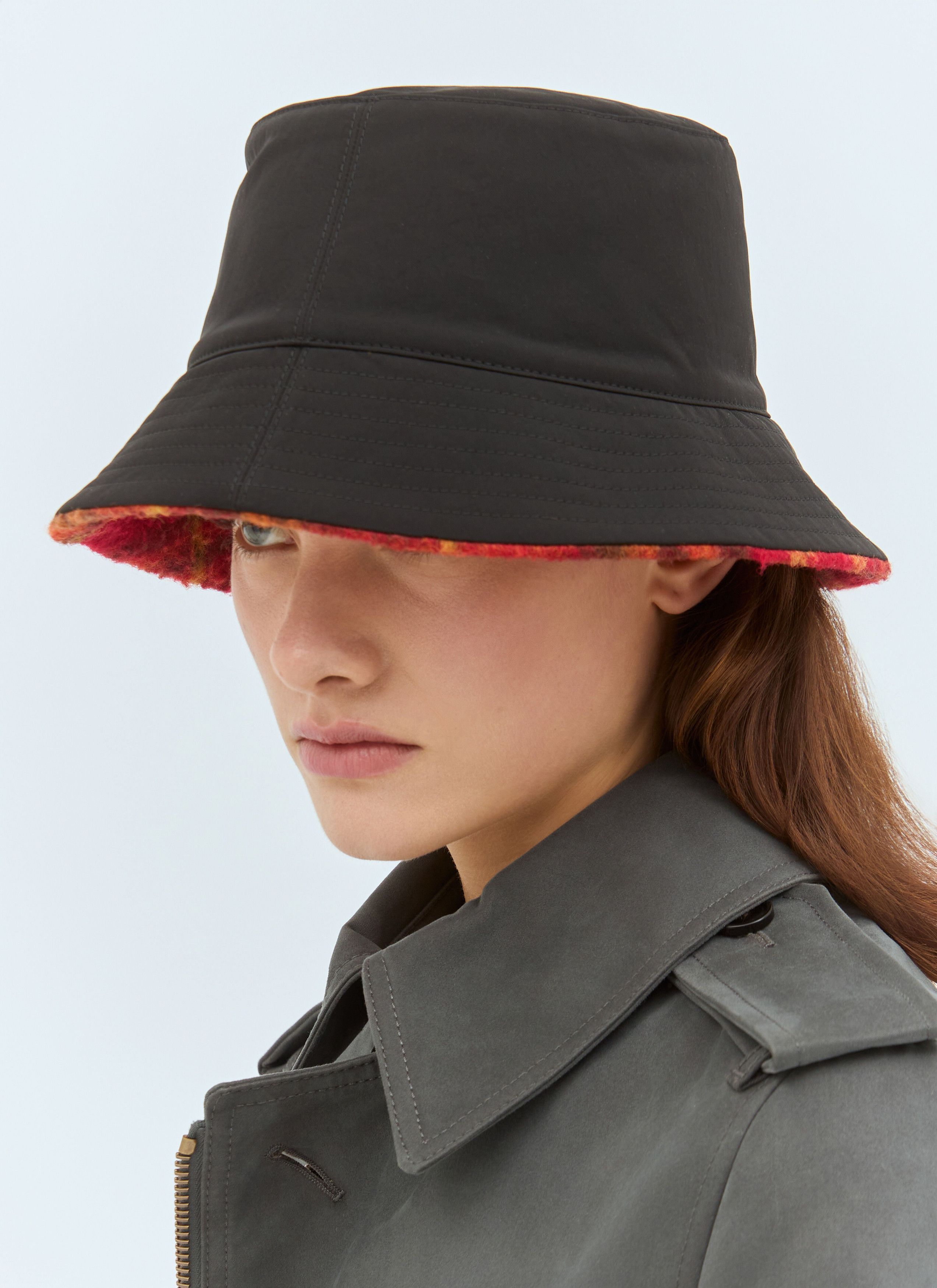 Burberry Reversible Check Fleece Bucket Hat Size ONE SIZE - 5 Thumbnail