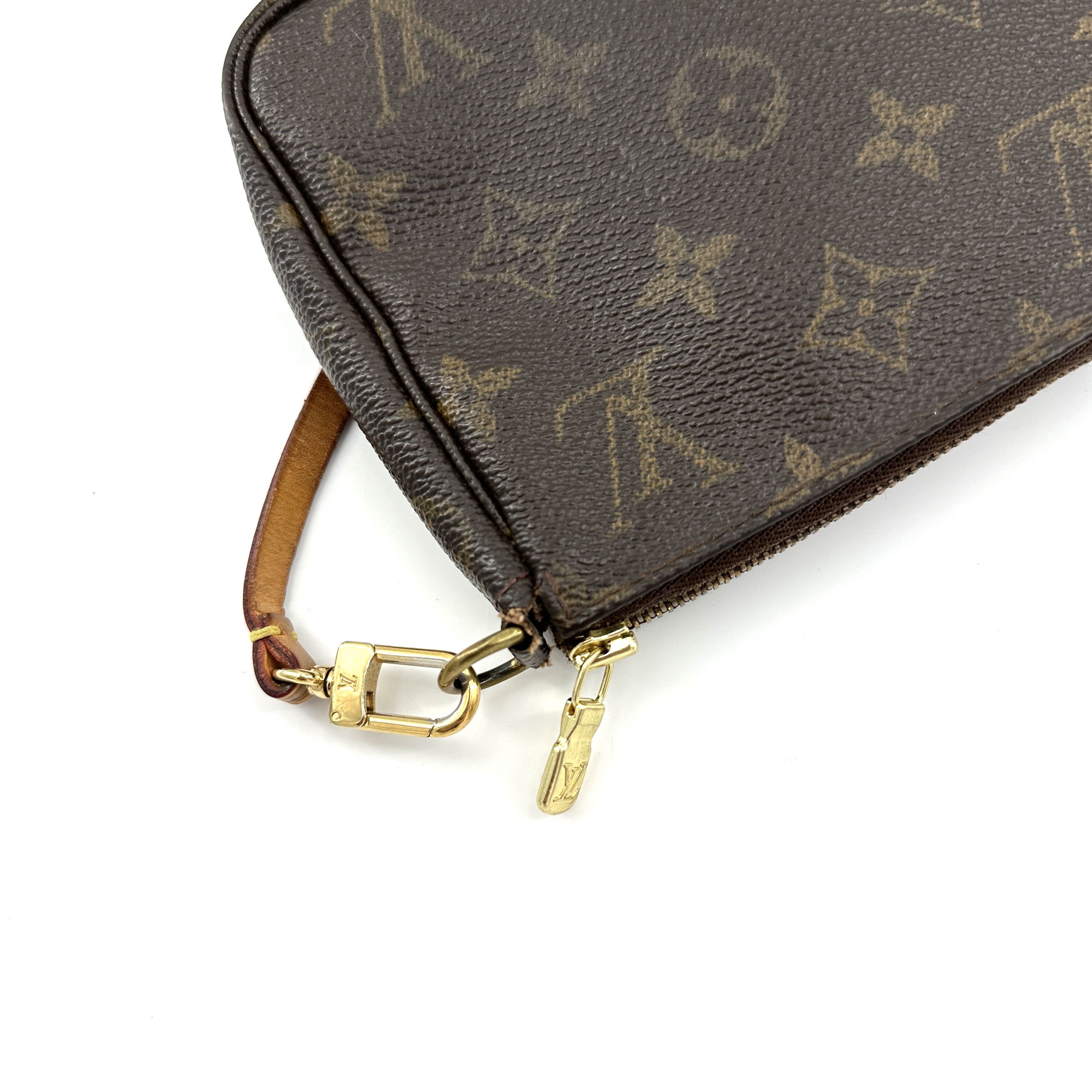 Louis Vuitton Louis Vuitton Monogram Pochette Accessoire Pouch M51980 VI0071 B Size ONE SIZE - 2 Thumbnail