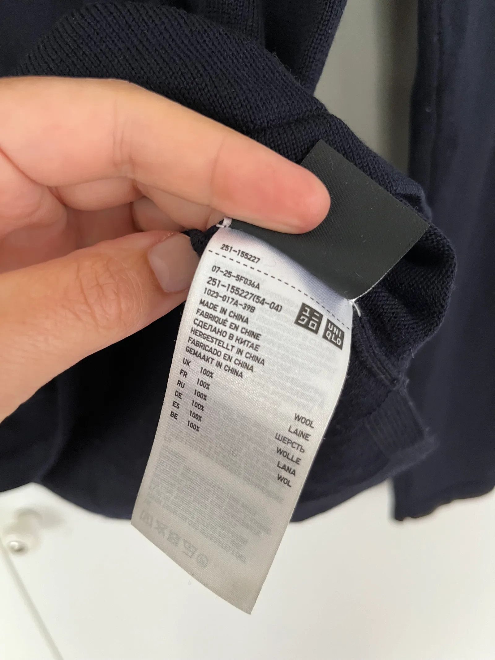 Uniqlo Uniqlo Sweater Size M / US 6-8 / IT 42-44 - 4 Thumbnail
