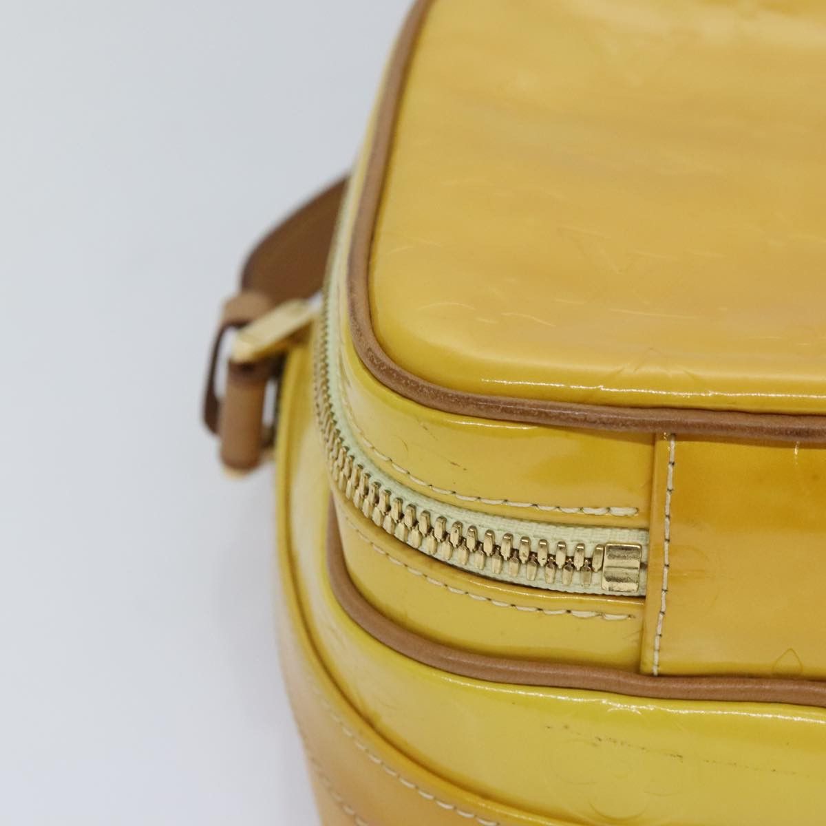 Louis Vuitton Wooster Yellow Patent Leather Shoulder Bag (Pre-Owned) Size ONE SIZE - 15 Thumbnail