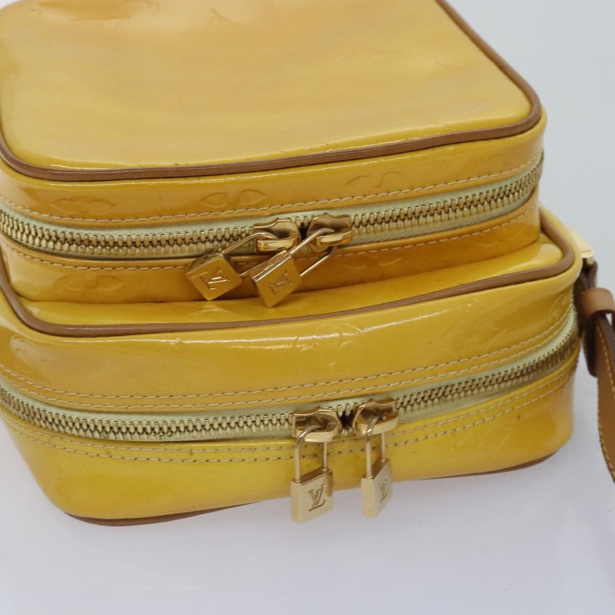 Louis Vuitton Wooster Yellow Patent Leather Shoulder Bag (Pre-Owned) Size ONE SIZE - 7 Thumbnail