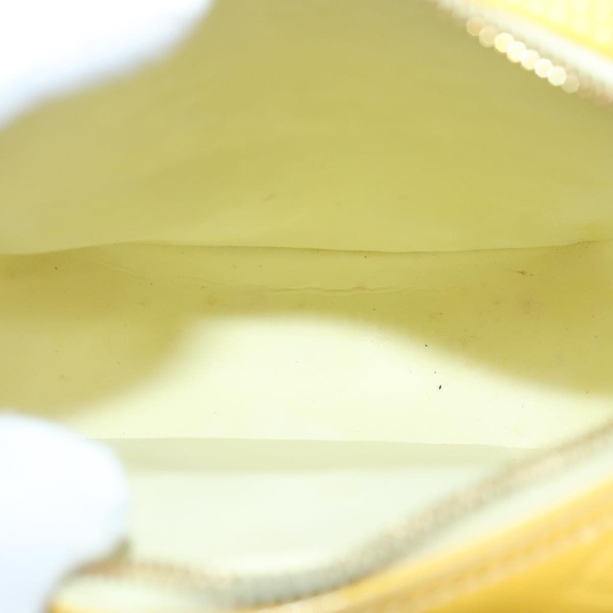 Louis Vuitton Wooster Yellow Patent Leather Shoulder Bag (Pre-Owned) Size ONE SIZE - 8 Thumbnail