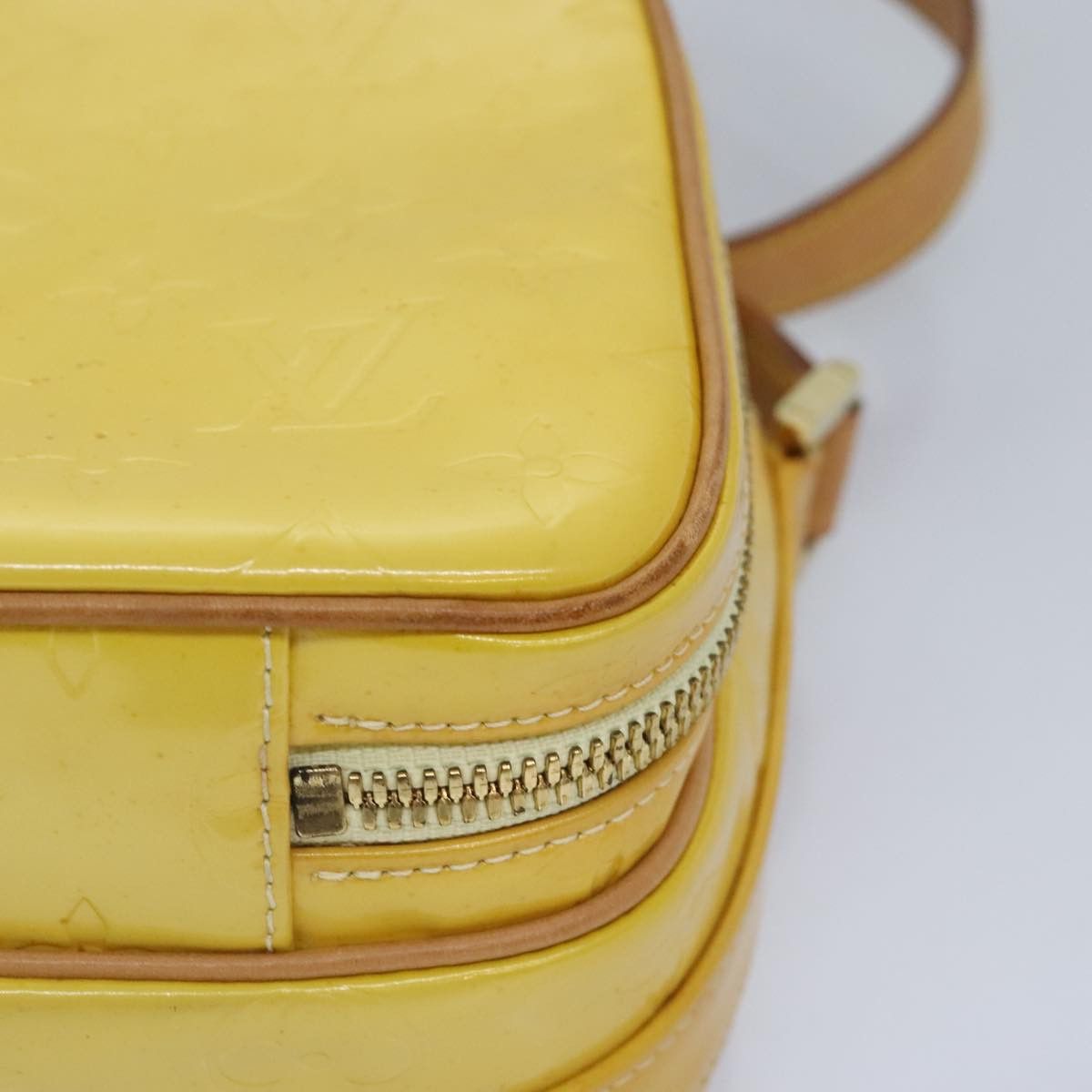 Louis Vuitton Wooster Yellow Patent Leather Shoulder Bag (Pre-Owned) Size ONE SIZE - 16 Thumbnail