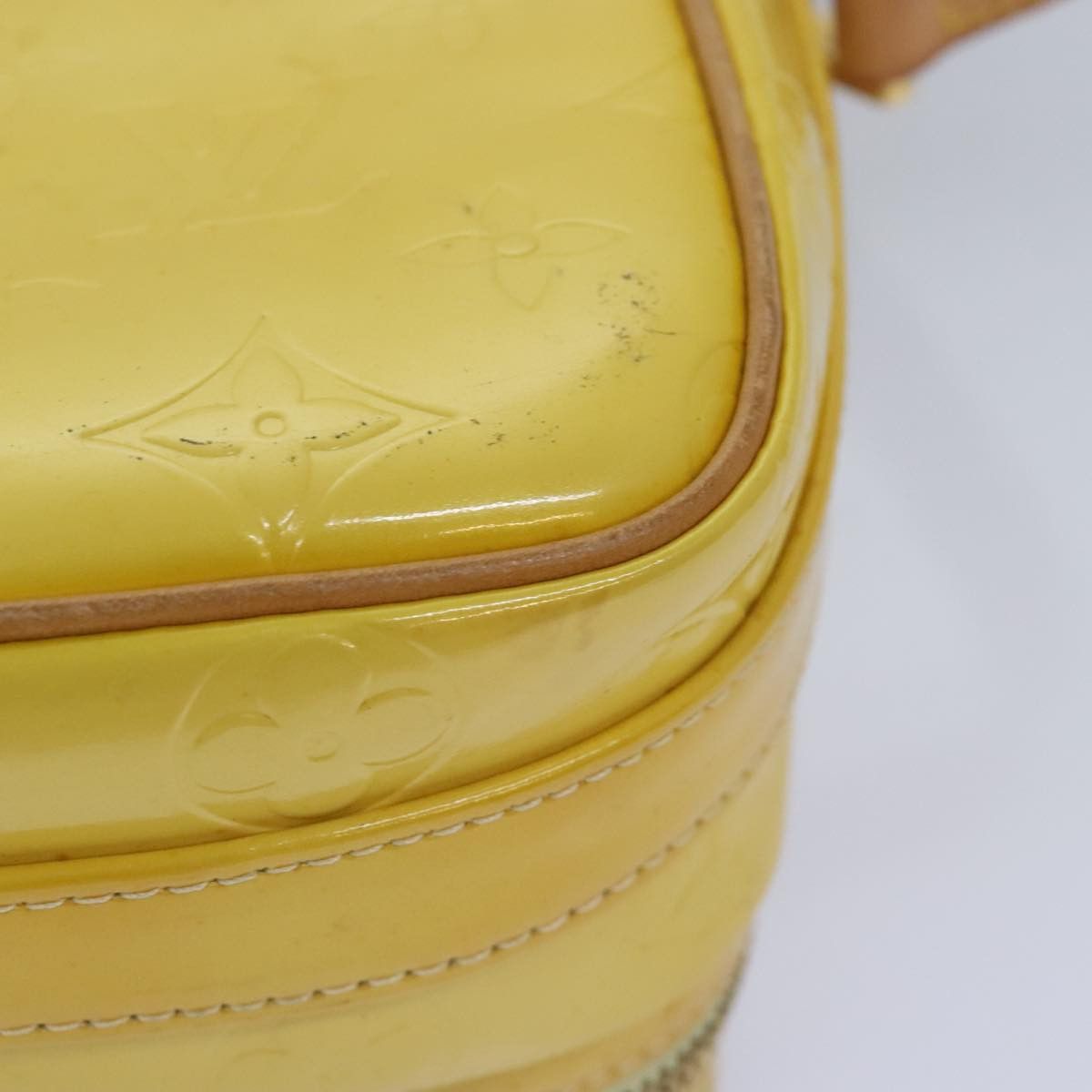 Louis Vuitton Wooster Yellow Patent Leather Shoulder Bag (Pre-Owned) Size ONE SIZE - 18 Thumbnail