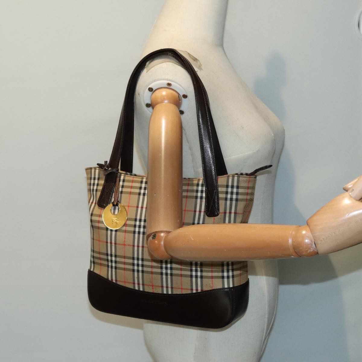 Burberry Nova Check Beige Canvas Shoulder Bag (Pre-Owned) Size ONE SIZE - 15 Thumbnail