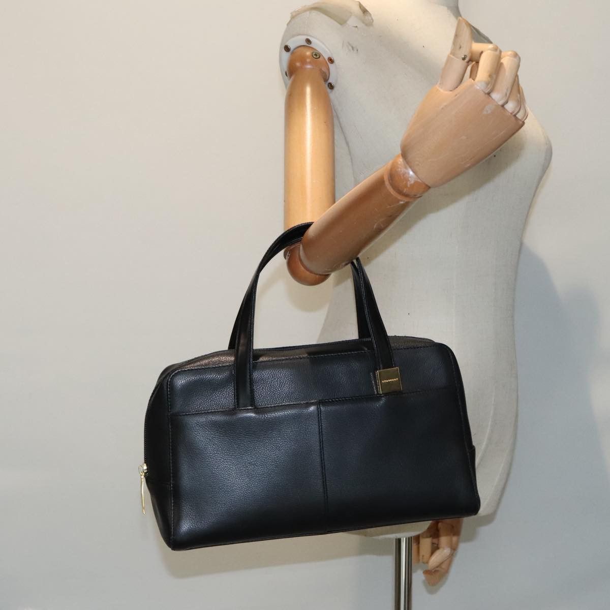 Burberry Black Leather Handbag (Pre-Owned) Size ONE SIZE - 15 Thumbnail