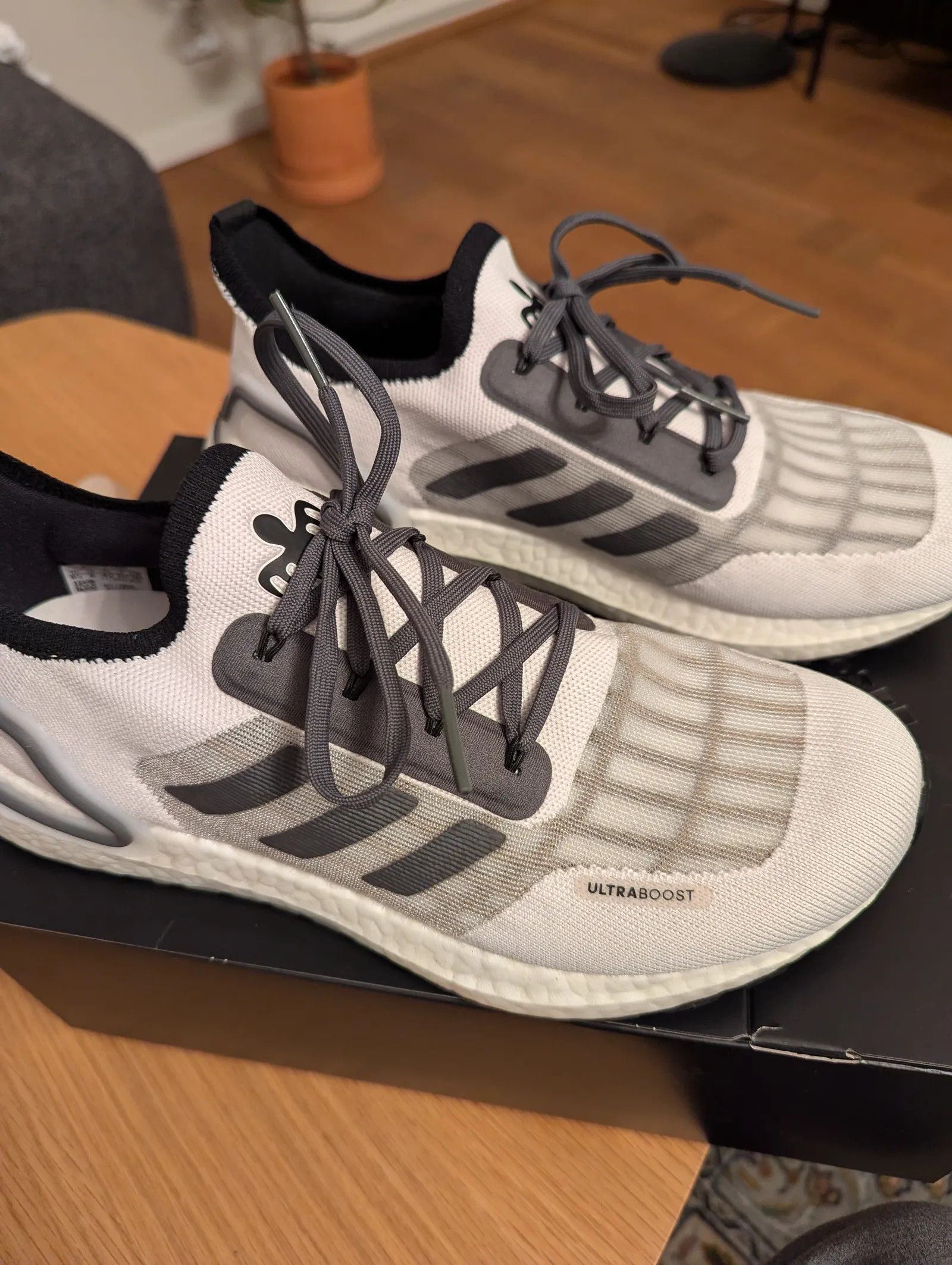 Adidas Adidas Ultraboost s.rdy x James B FY0650 Sneakers Size US 10 / EU 43 - 4 Thumbnail