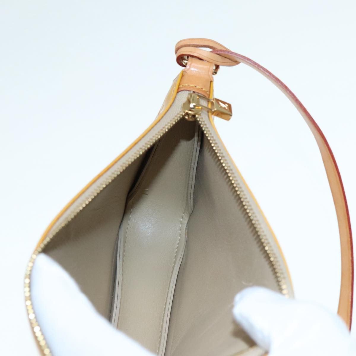Louis Vuitton Louis Vuitton Lexington clutch Size ONE SIZE - 20 Thumbnail
