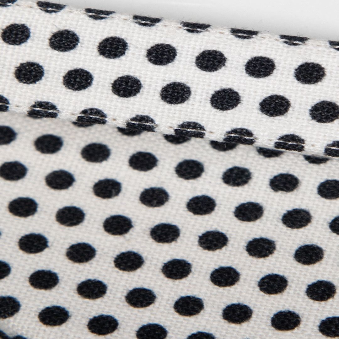 Manolo Blahnik Polka Dot Ankle Strap Flat Sandals Size US 7 / IT 37 - 5 Thumbnail