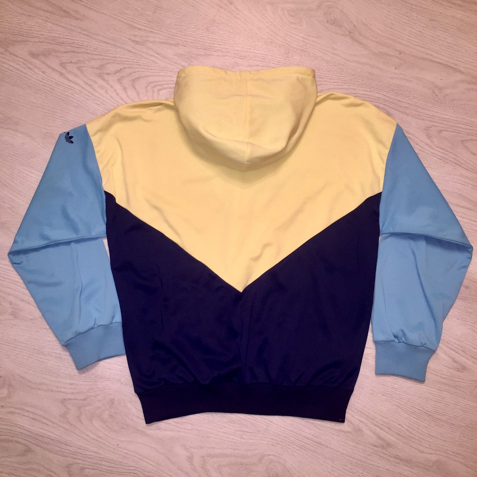 Adidas Vintage ADIDAS Colorado 1970’s 1989’s size M Hoodies Anorak Sweatshirts Zip YKK made in West Germany Yellow Blue Dark Blue Rare Hype Black Size US M / EU 48-50 / 2 - 8 Preview