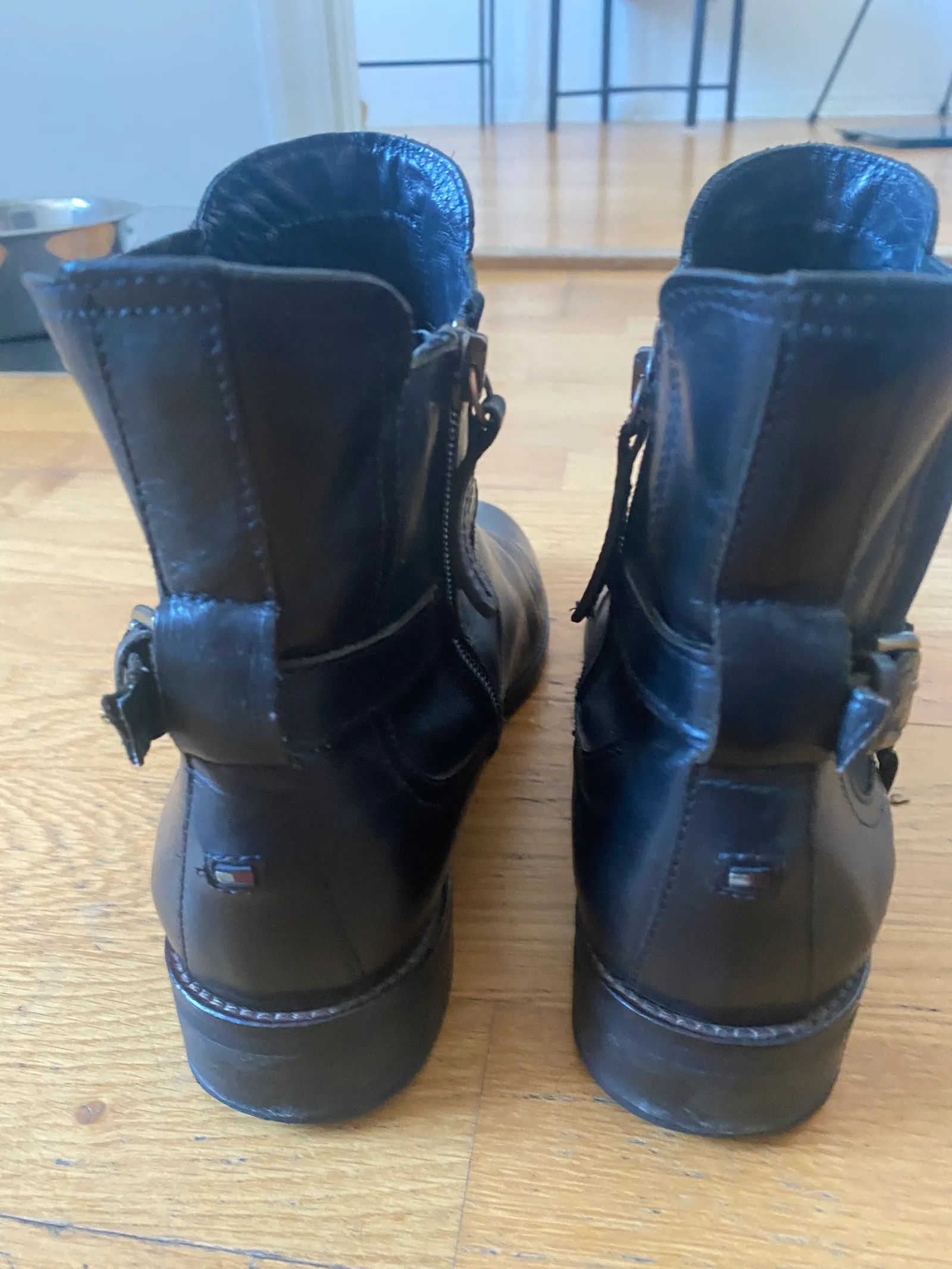 Tommy Hilfiger Tommy Hilfiger Boots Size US 9 / IT 39 - 2 Thumbnail