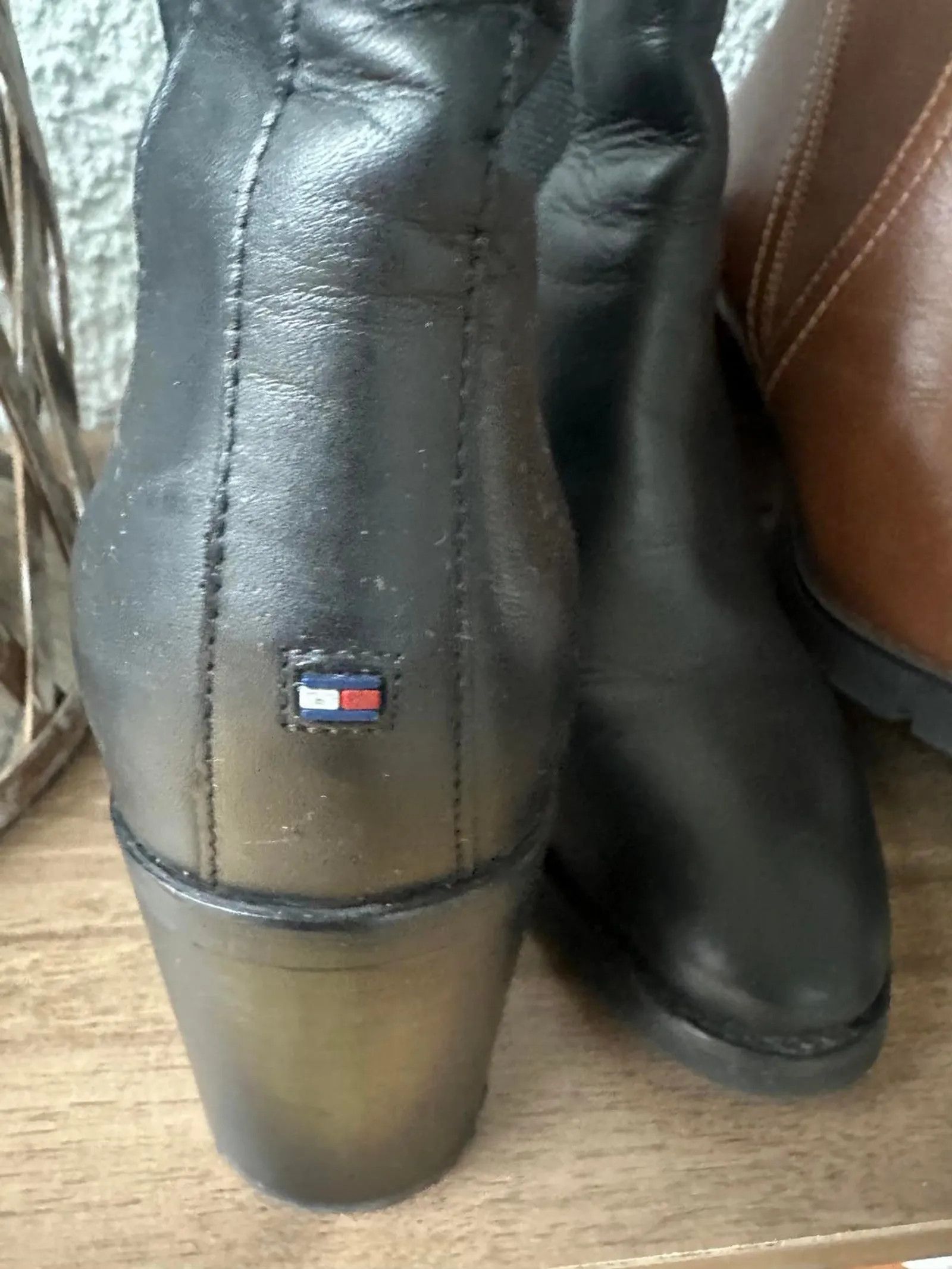 Tommy Hilfiger Tommy Hilfiger Stövletter Boots Size US 9 / IT 39 - 2 Thumbnail