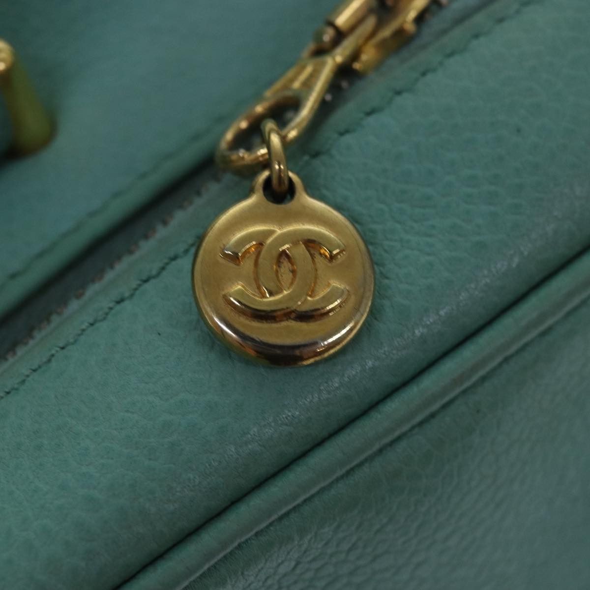Chanel Vanity Green Calfskin Handbag (Pre-Owned) Size ONE SIZE - 15 Thumbnail