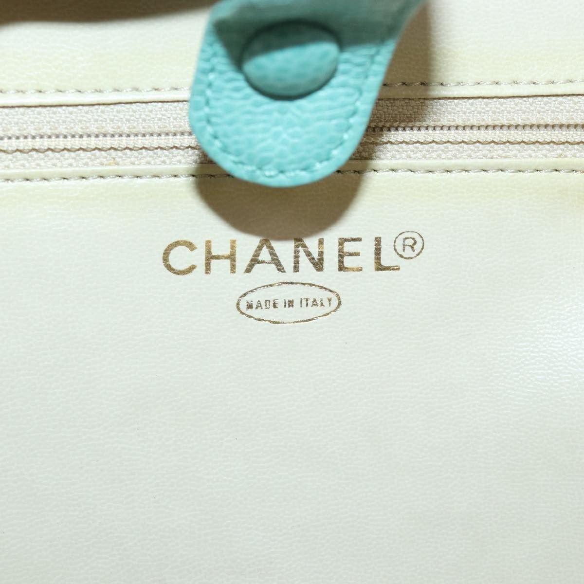 Chanel Vanity Green Calfskin Handbag (Pre-Owned) Size ONE SIZE - 8 Thumbnail