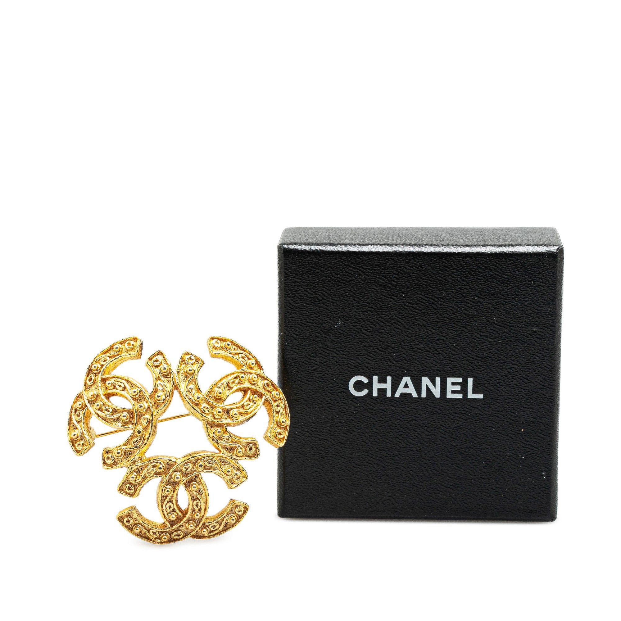 Chanel Chanel Gold Plated Triple CC Brooch Gold Size ONE SIZE - 4 Thumbnail