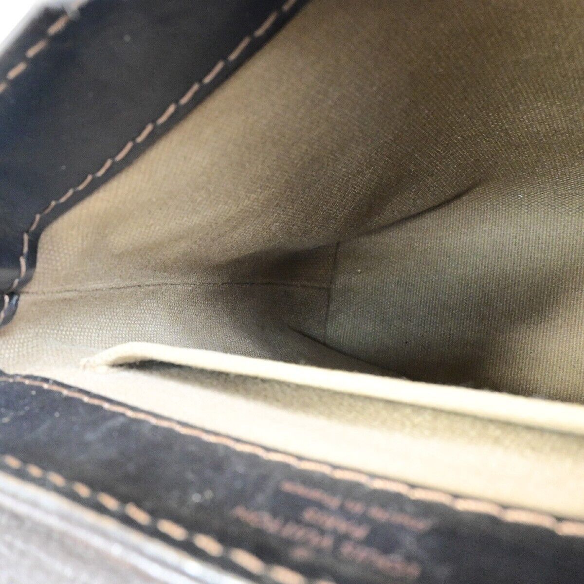 Louis Vuitton Yuma Brown Leather Handbag (Pre-Owned) Size ONE SIZE - 15 Thumbnail