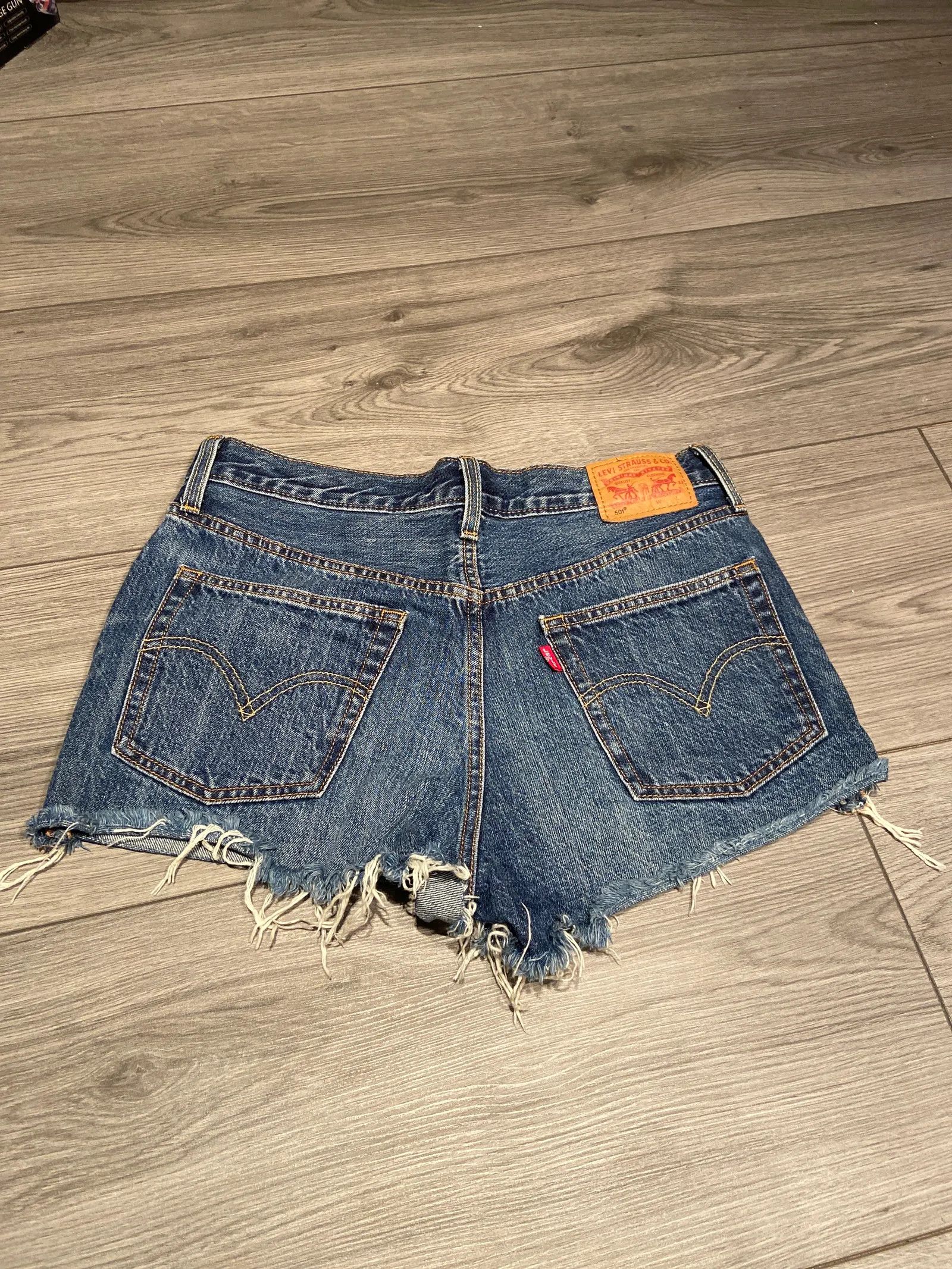 Levi's Levi's Shorts Size 28" / US 6 / IT 42 - 4 Thumbnail
