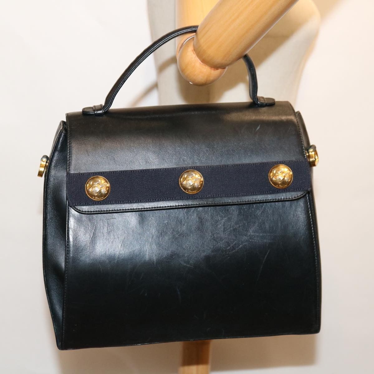 Salvatore Ferragamo Black Leather Handbag (Pre-Owned) Size ONE SIZE - 6 Thumbnail