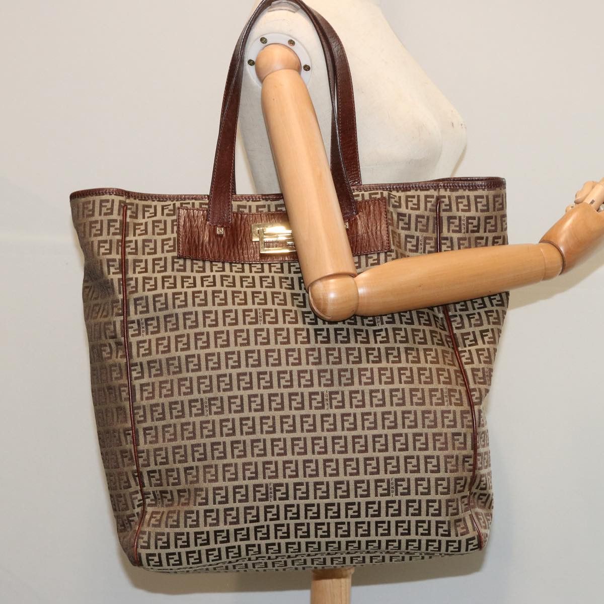Fendi Zucchino Brown Canvas Tote Bag (Pre-Owned) Size ONE SIZE - 7 Thumbnail