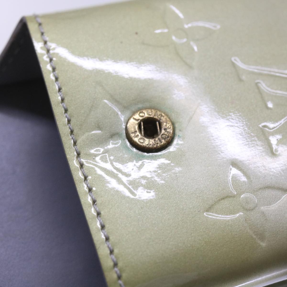 Louis Vuitton Étui À Cigarettes Grey Patent Leather Wallet (Pre-Owned) Size ONE SIZE - 20 Thumbnail