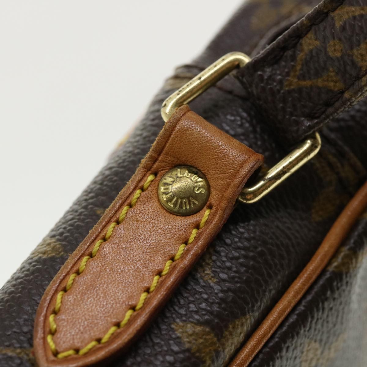 Louis Vuitton Danube Brown Canvas Shoulder Bag (Pre-Owned) Size ONE SIZE - 10 Thumbnail