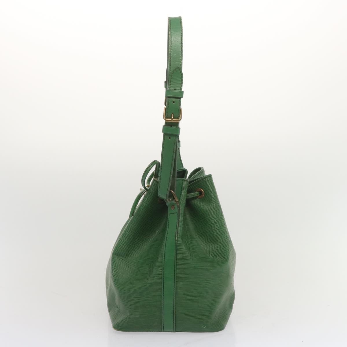Louis Vuitton Noé Green Leather Shoulder Bag (Pre-Owned) Size ONE SIZE - 4 Thumbnail