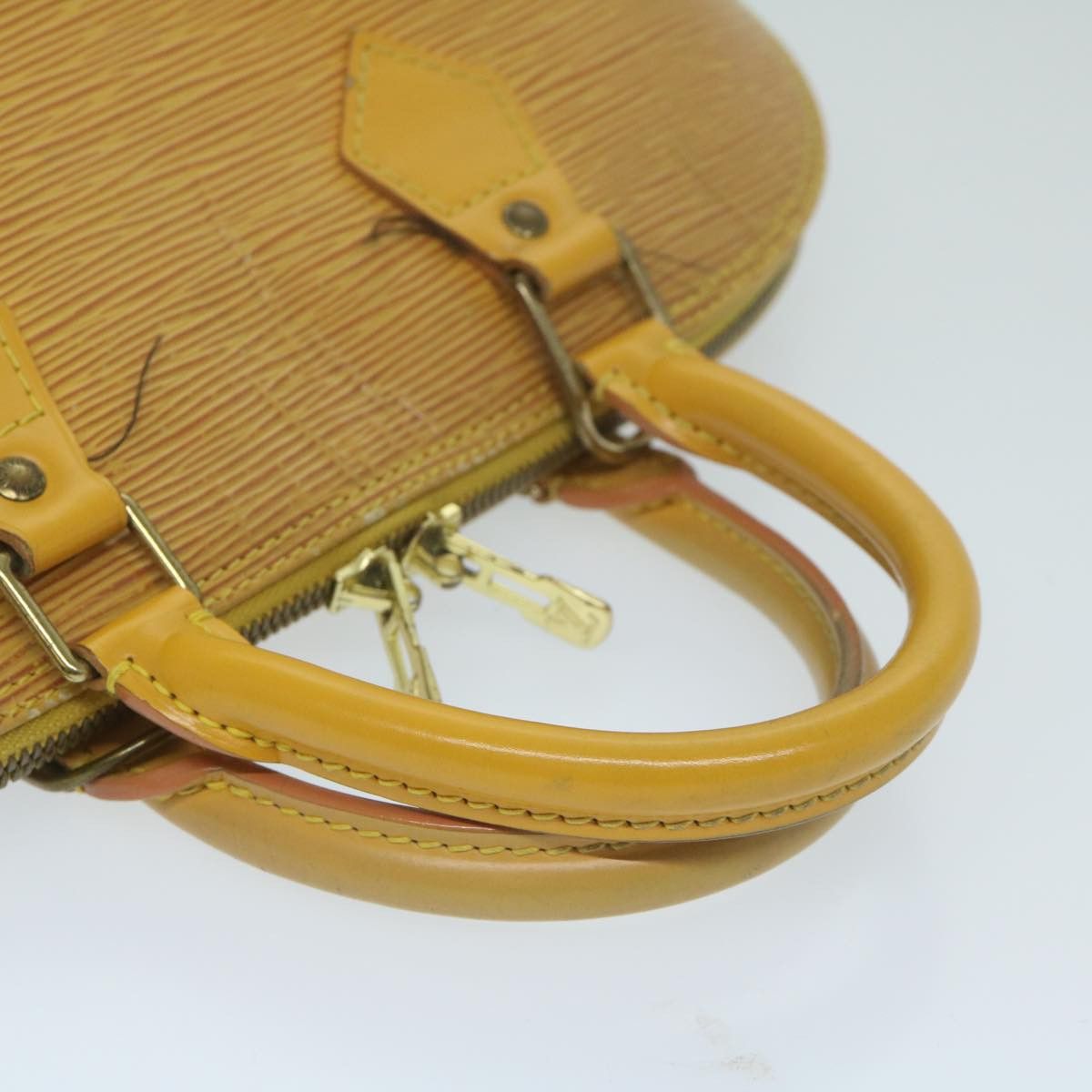 Louis Vuitton Alma Yellow Leather Handbag (Pre-Owned) Size ONE SIZE - 4 Thumbnail