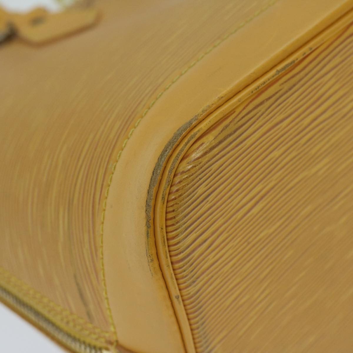 Louis Vuitton Alma Yellow Leather Handbag (Pre-Owned) Size ONE SIZE - 16 Thumbnail
