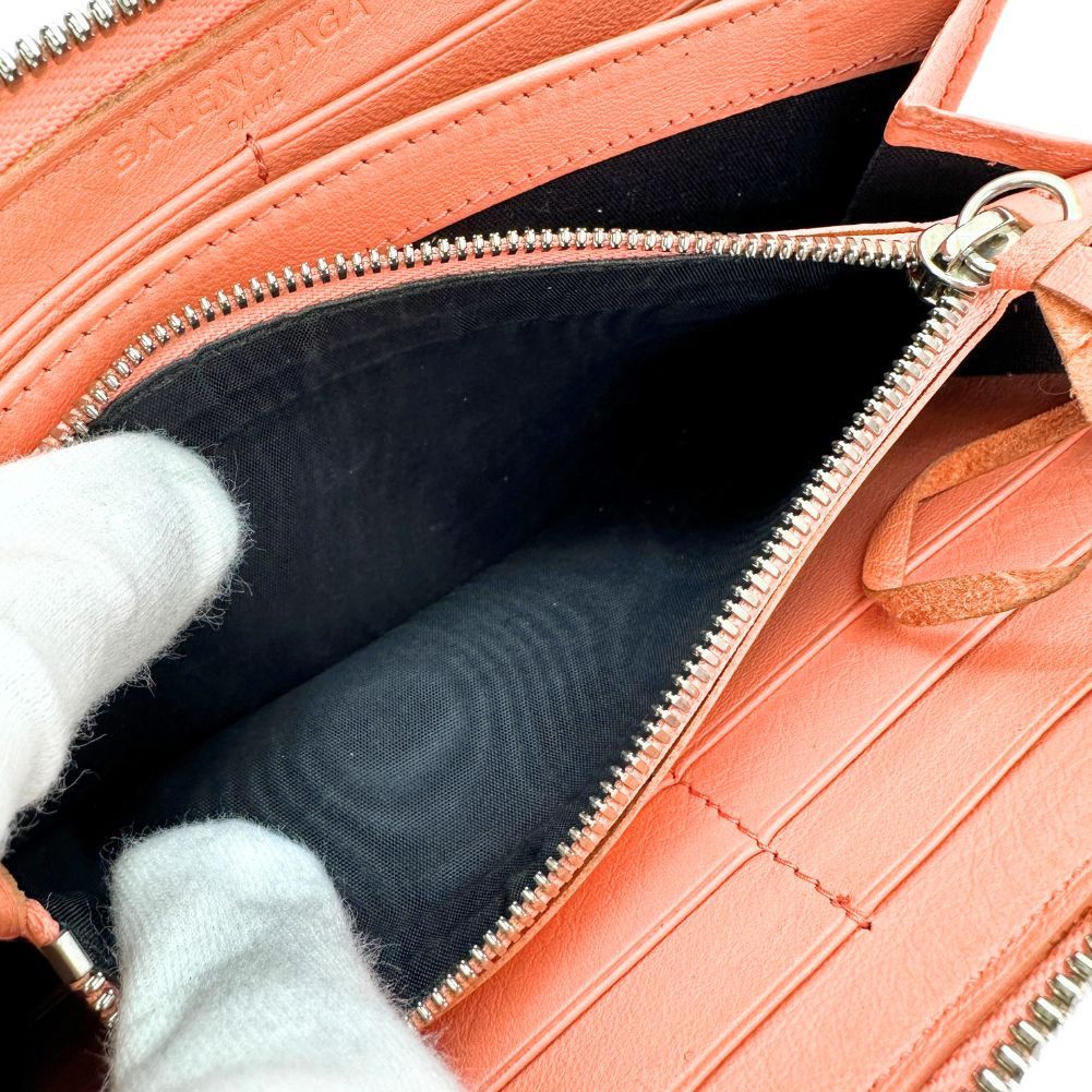 Balenciaga Round Orange Pony-Style Calfskin Wallet (Pre-Owned) Size ONE SIZE - 5 Thumbnail