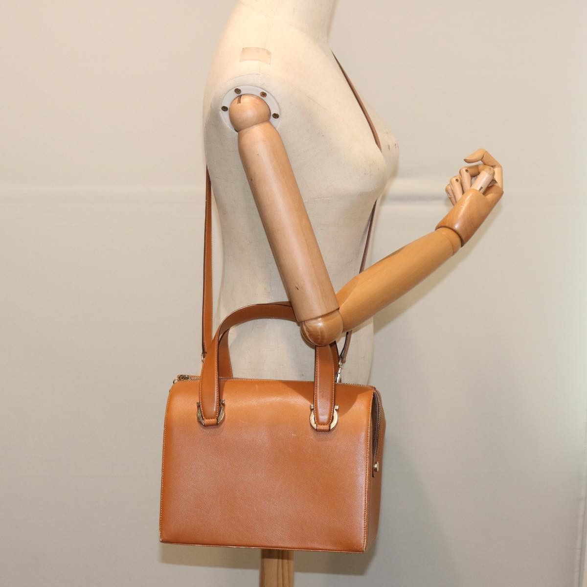 Salvatore Ferragamo Gancini Brown Leather Handbag (Pre-Owned) Size ONE SIZE - 7 Thumbnail