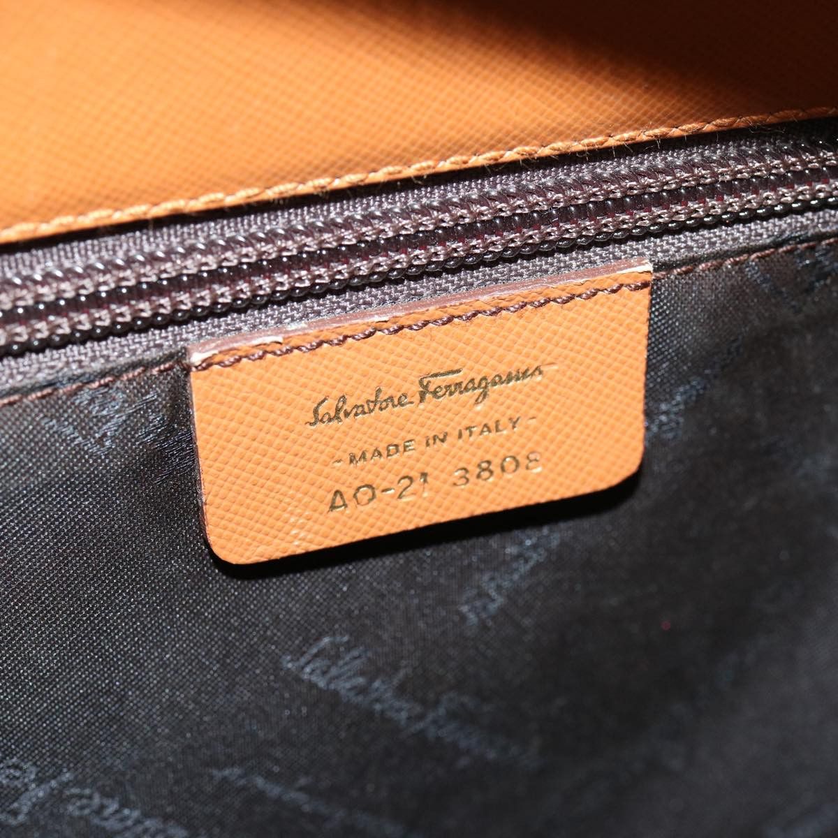 Salvatore Ferragamo Gancini Brown Leather Handbag (Pre-Owned) Size ONE SIZE - 6 Thumbnail