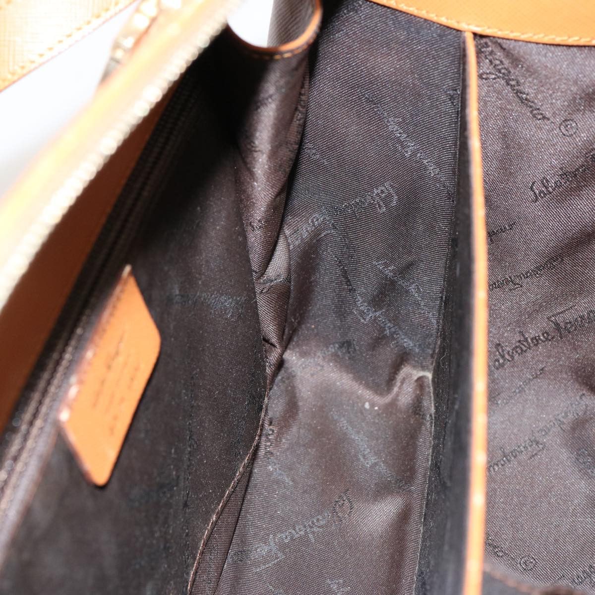 Salvatore Ferragamo Gancini Brown Leather Handbag (Pre-Owned) Size ONE SIZE - 18 Thumbnail