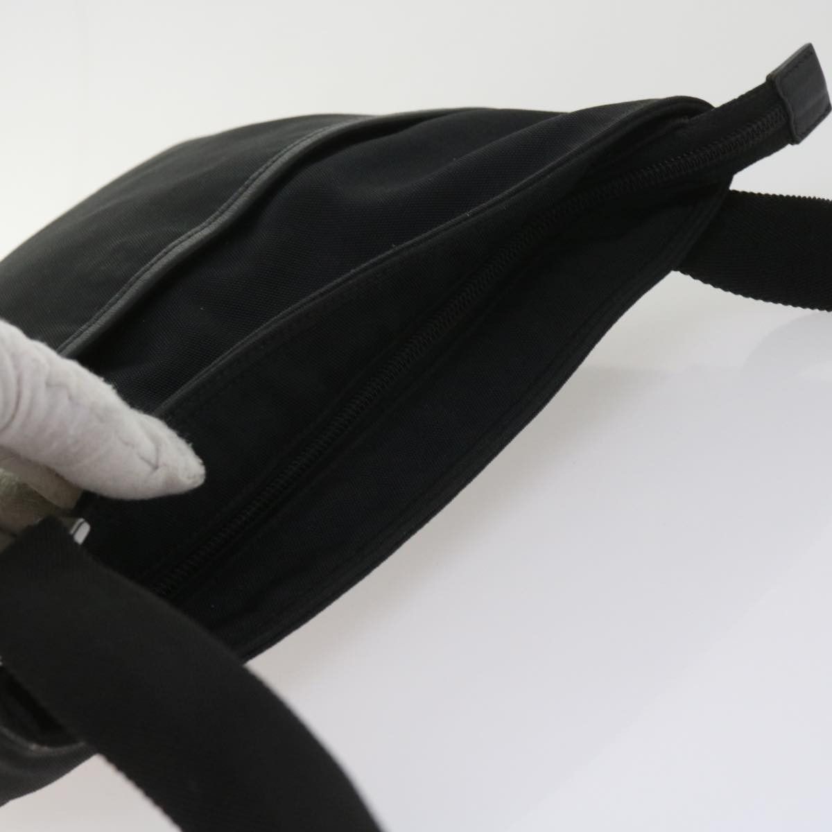 Gucci Black Canvas Shoulder Bag (Pre-Owned) Size ONE SIZE - 13 Thumbnail