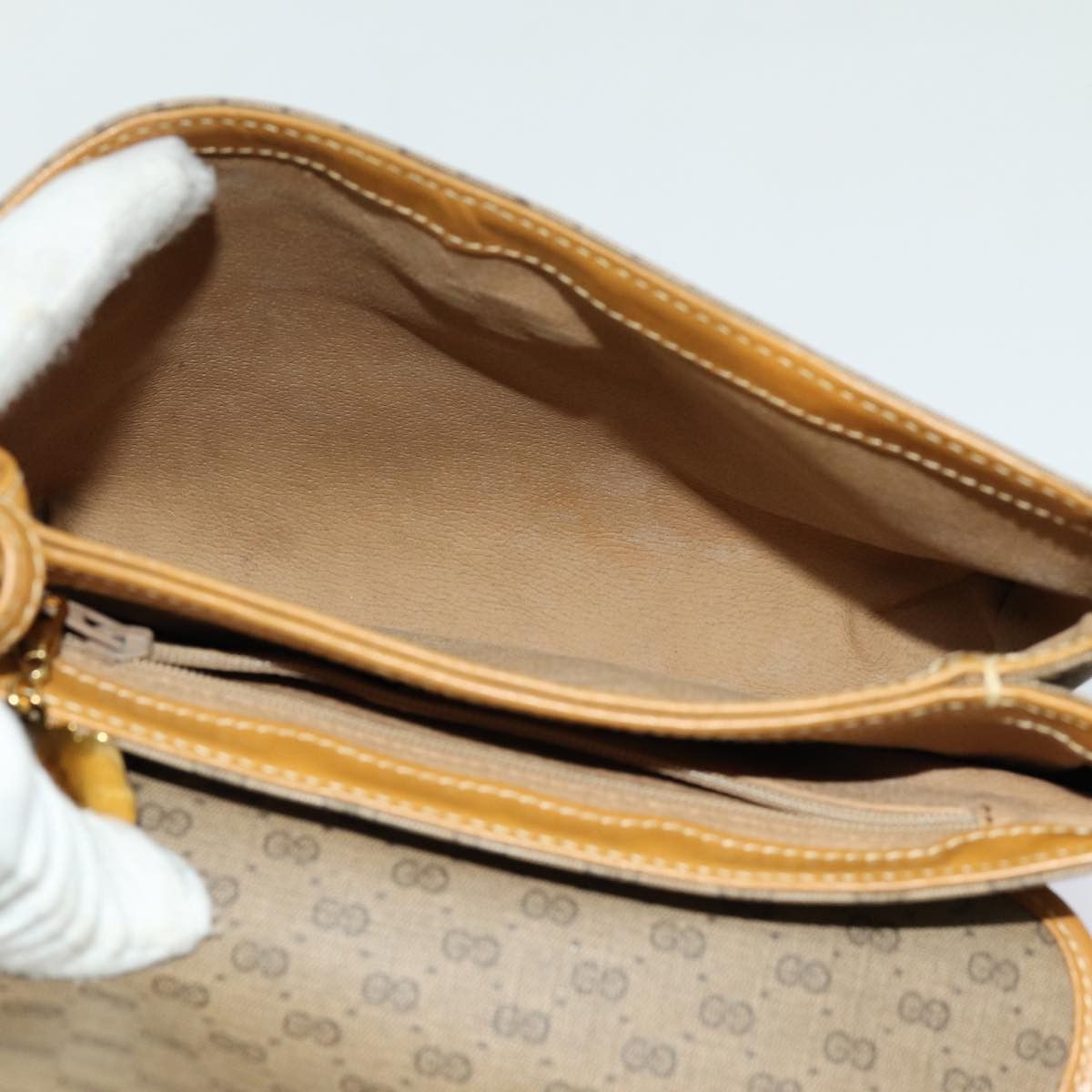 Gucci Gg Canvas Beige Canvas Shoulder Bag (Pre-Owned) Size ONE SIZE - 18 Thumbnail