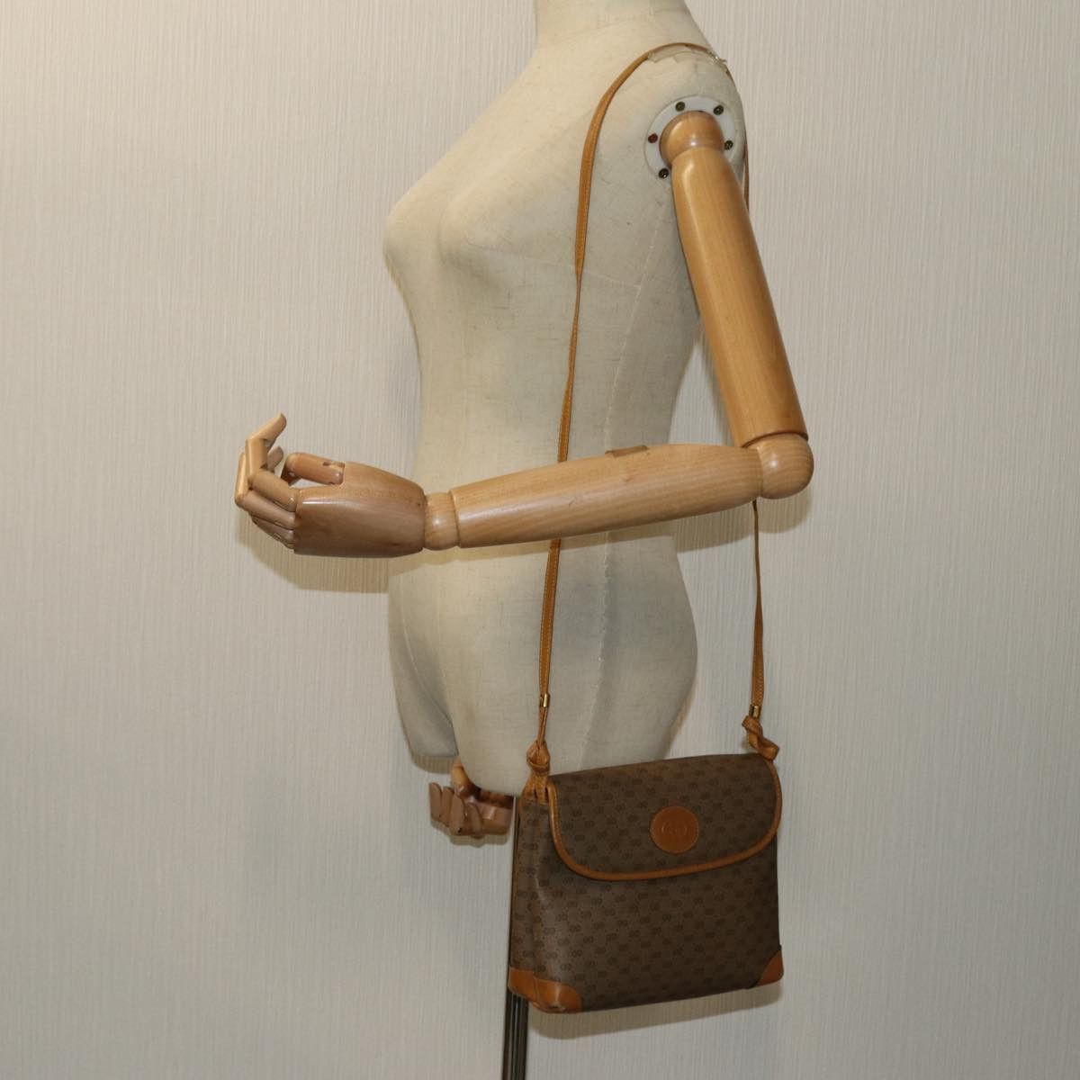 Gucci Gg Canvas Beige Canvas Shoulder Bag (Pre-Owned) Size ONE SIZE - 7 Thumbnail