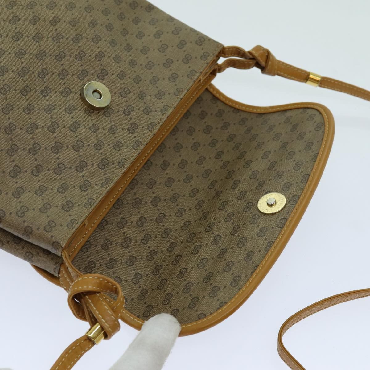 Gucci Gg Canvas Beige Canvas Shoulder Bag (Pre-Owned) Size ONE SIZE - 17 Thumbnail
