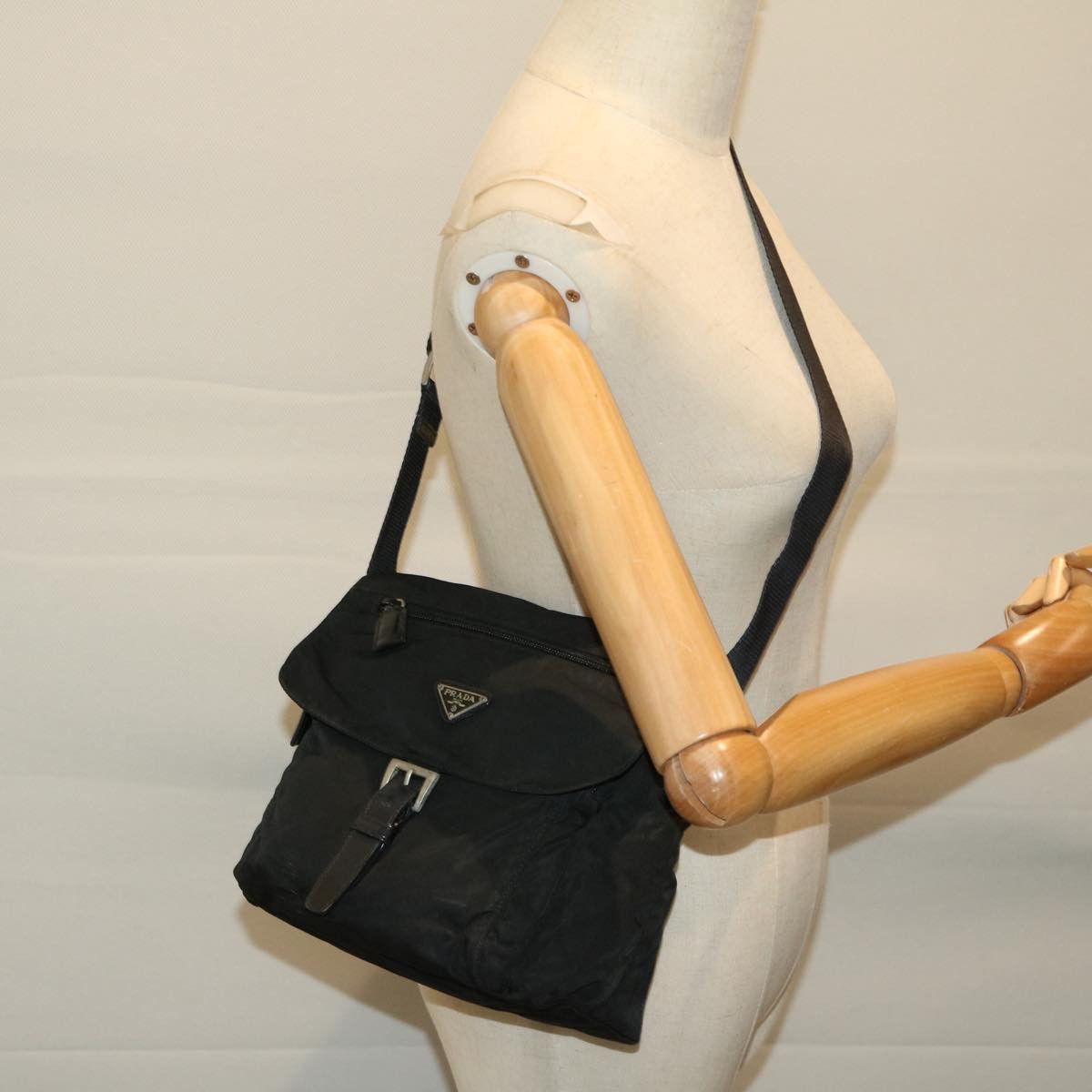 Prada Tessuto Black Canvas Shoulder Bag (Pre-Owned) Size ONE SIZE - 7 Thumbnail
