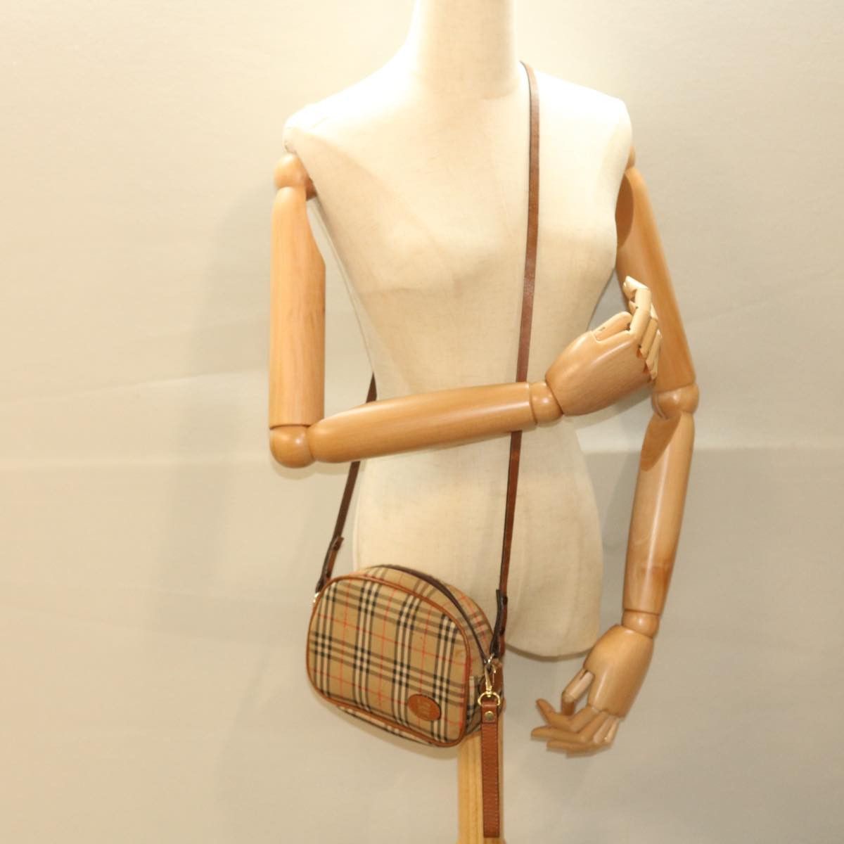 Burberry Nova Check Beige Synthetic Shoulder Bag (Pre-Owned) Size ONE SIZE - 6 Thumbnail