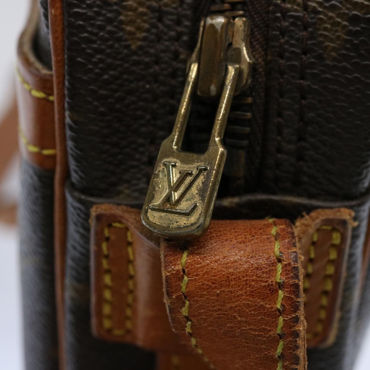Louis Vuitton Jeune Fille Brown Canvas Shoulder Bag (Pre-Owned) Size ONE SIZE - 18 Thumbnail