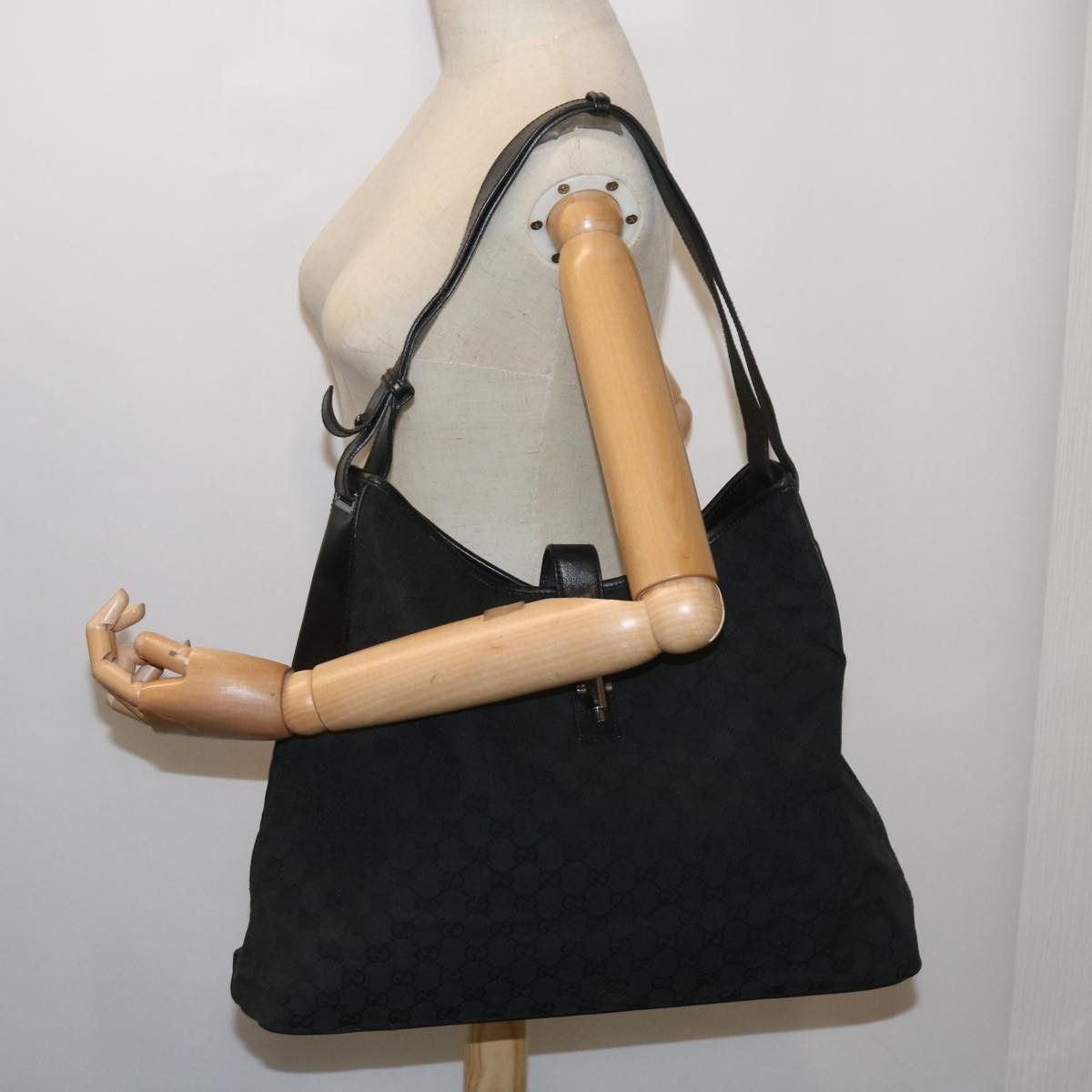 Gucci Gg Canvas Black Canvas Shoulder Bag (Pre-Owned) Size ONE SIZE - 7 Thumbnail