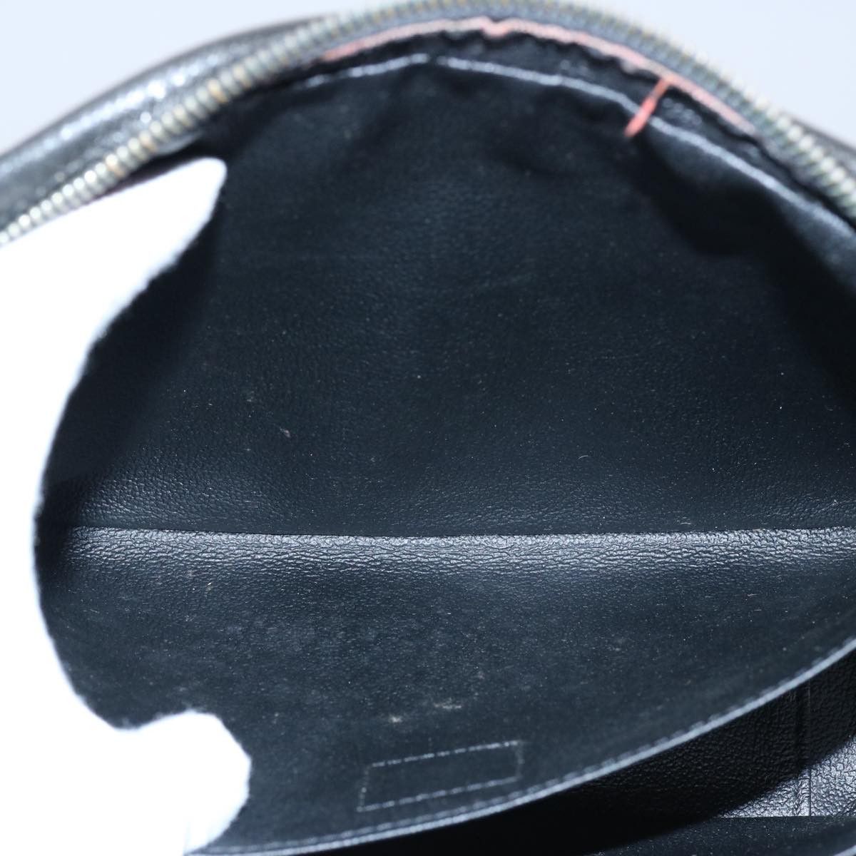 Louis Vuitton Black Leather Clutch Bag (Pre-Owned) Size ONE SIZE - 16 Thumbnail