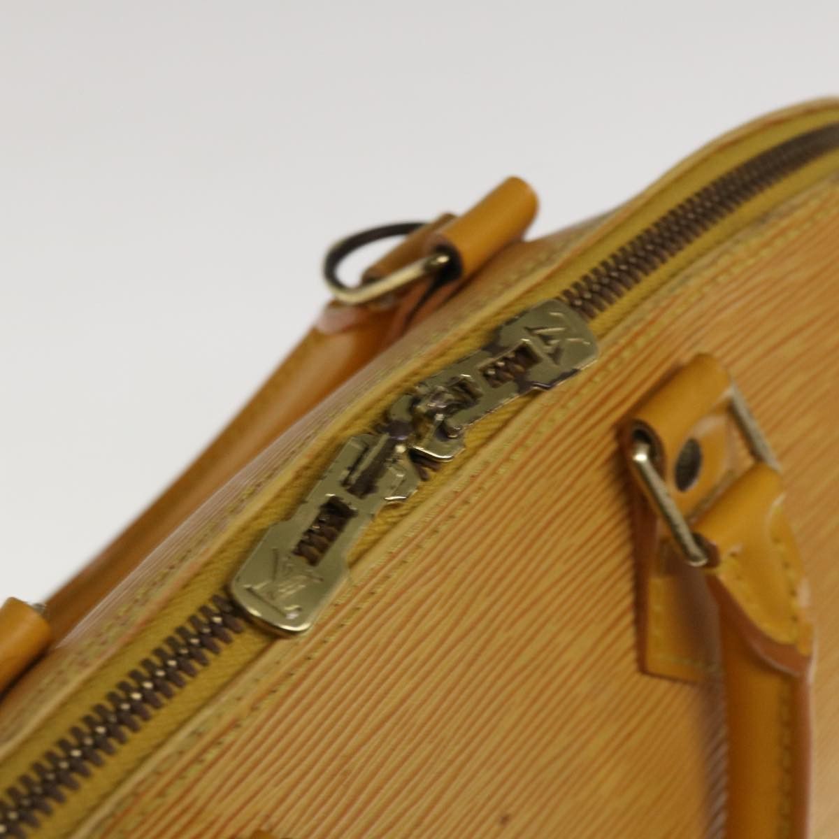 Louis Vuitton Alma Yellow Leather Handbag (Pre-Owned) Size ONE SIZE - 20 Thumbnail