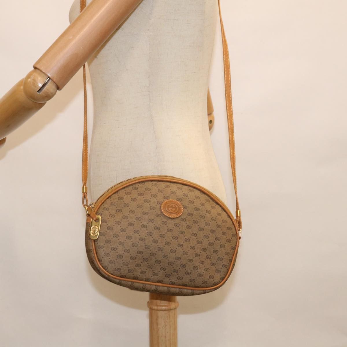 Gucci Beige Canvas Shoulder Bag (Pre-Owned) Size ONE SIZE - 7 Thumbnail