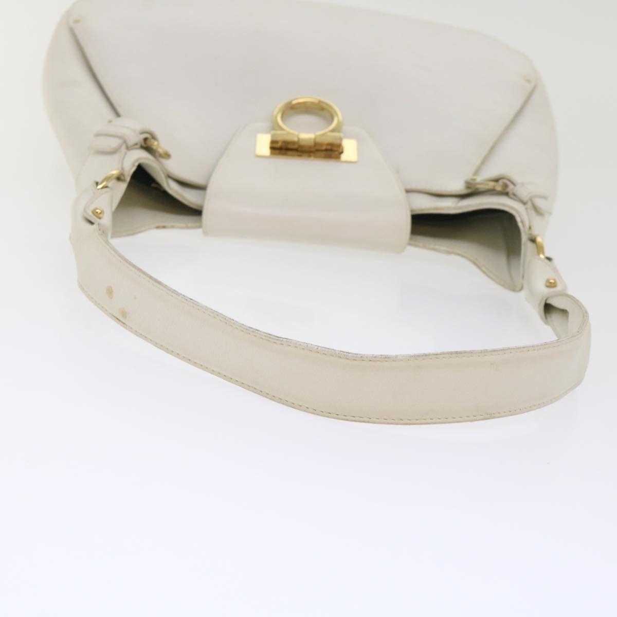 Salvatore Ferragamo White Leather Shoulder Bag (Pre-Owned) Size ONE SIZE - 4 Thumbnail