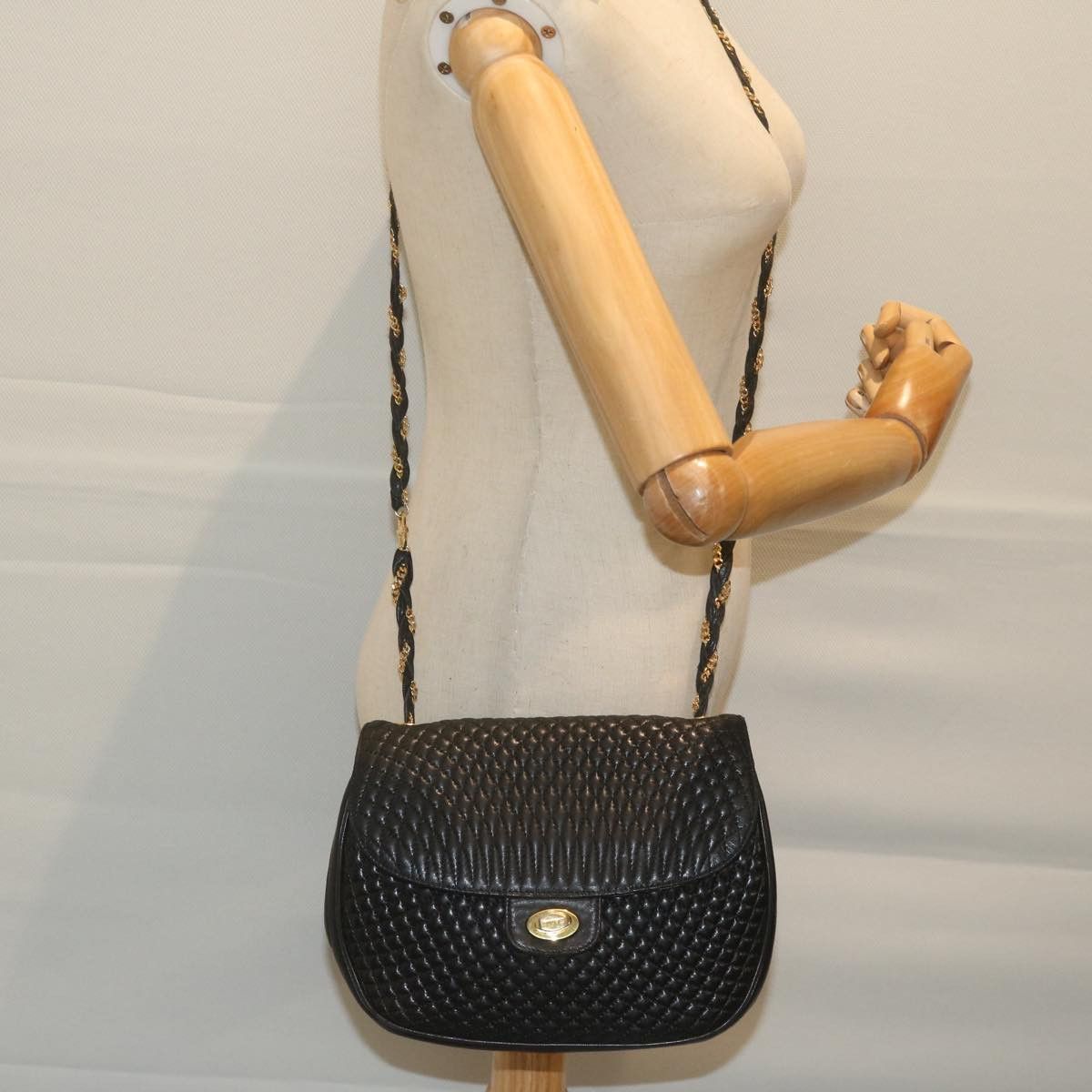 Bally Black Leather Shoulder Bag (Pre-Owned) Size ONE SIZE - 7 Thumbnail