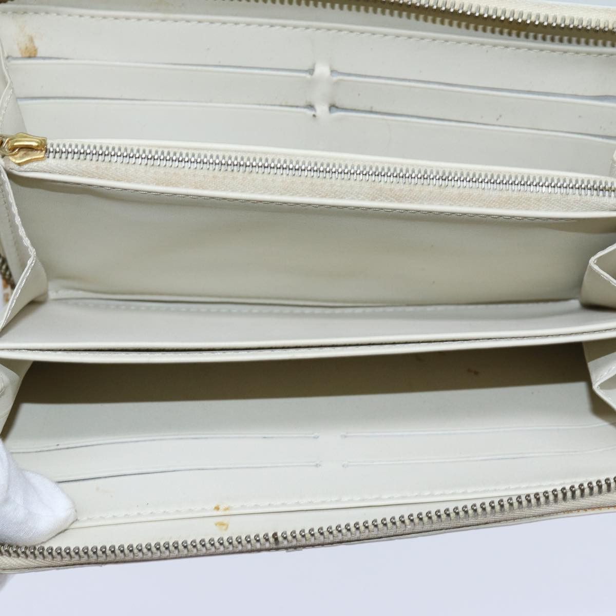 Louis Vuitton Zippy Wallet Ecru Patent Leather Wallet (Pre-Owned) Size ONE SIZE - 19 Thumbnail