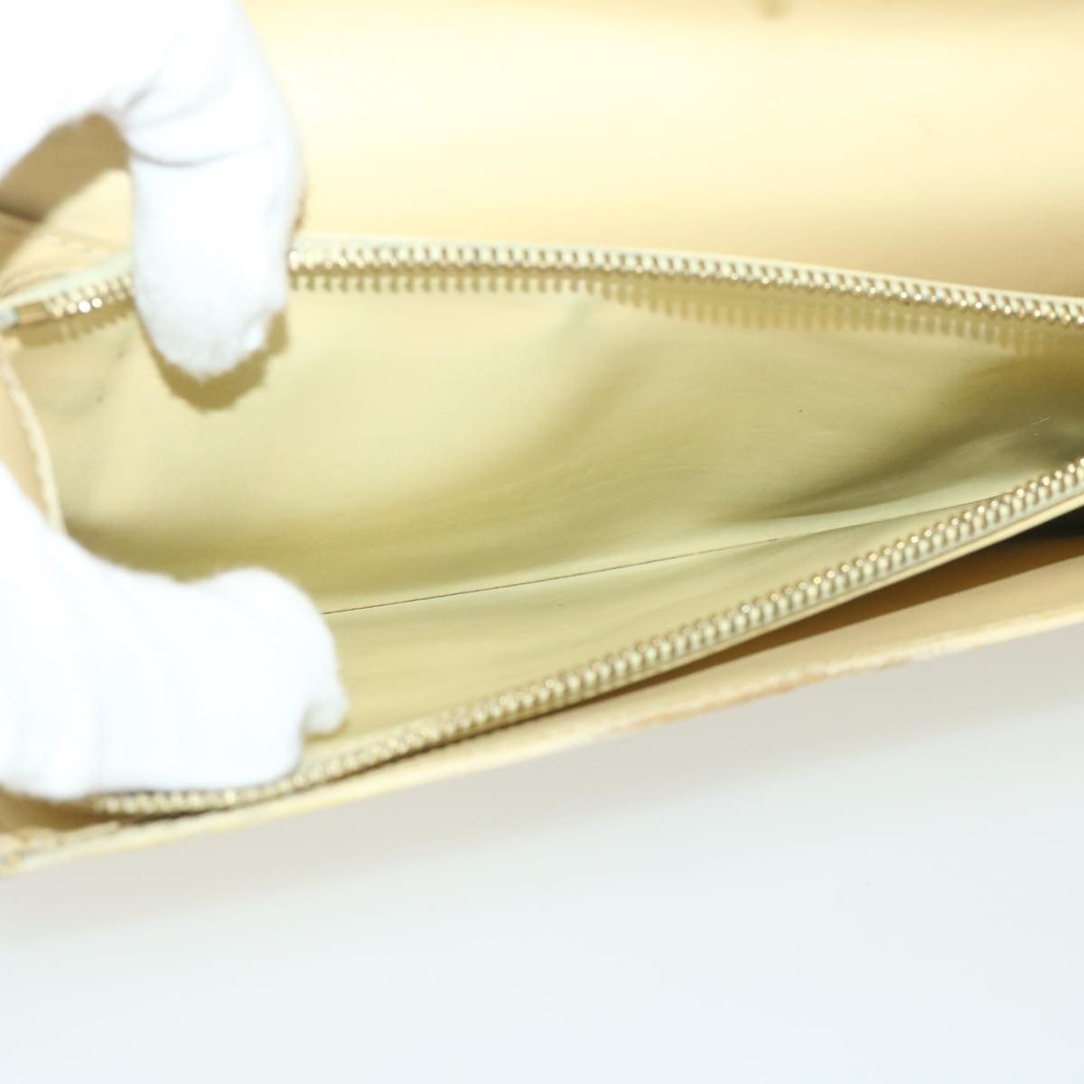 Louis Vuitton Portefeuille Ecru Leather Wallet (Pre-Owned) Size ONE SIZE - 17 Thumbnail