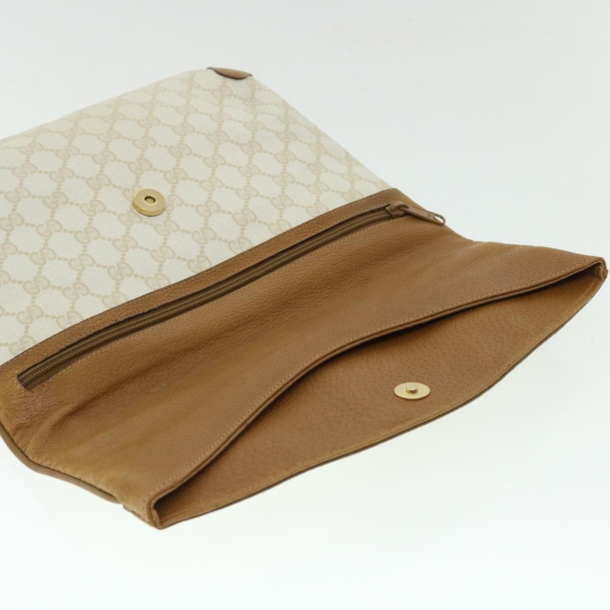 Gucci White Canvas Clutch Bag (Pre-Owned) Size ONE SIZE - 16 Thumbnail