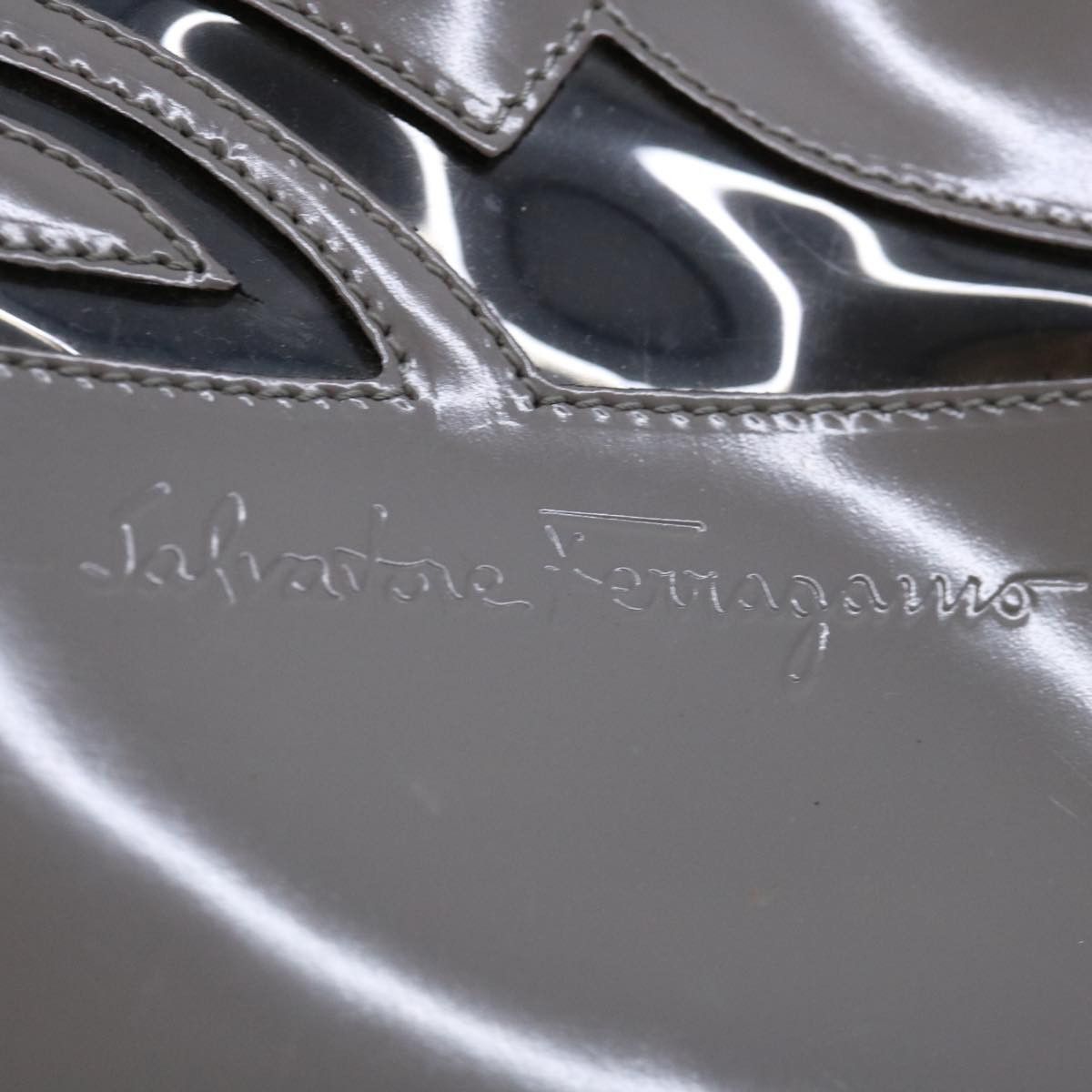 Salvatore Ferragamo Grey Patent Leather Handbag (Pre-Owned) Size ONE SIZE - 8 Thumbnail