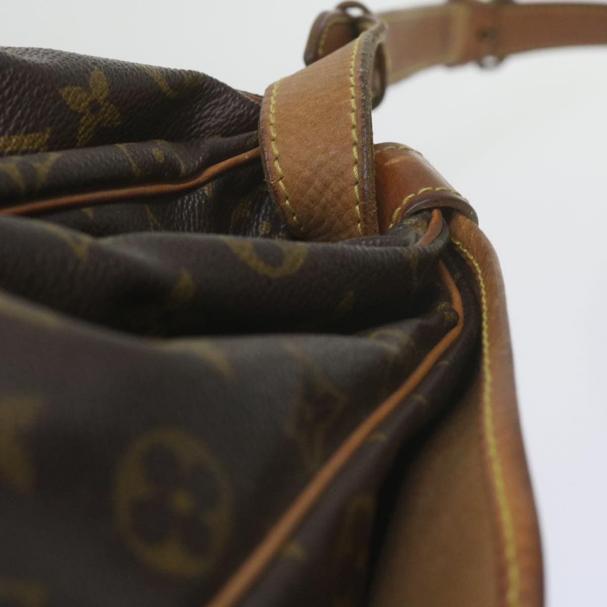 Louis Vuitton Saumur 35 Brown Canvas Shoulder Bag (Pre-Owned) Size ONE SIZE - 13 Thumbnail